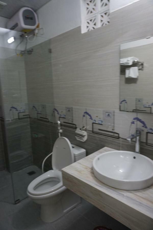 Camellia Hotel Thanh Hoa Bagian luar foto